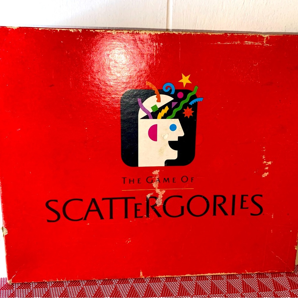 1988 Scattergorlae Family Game.